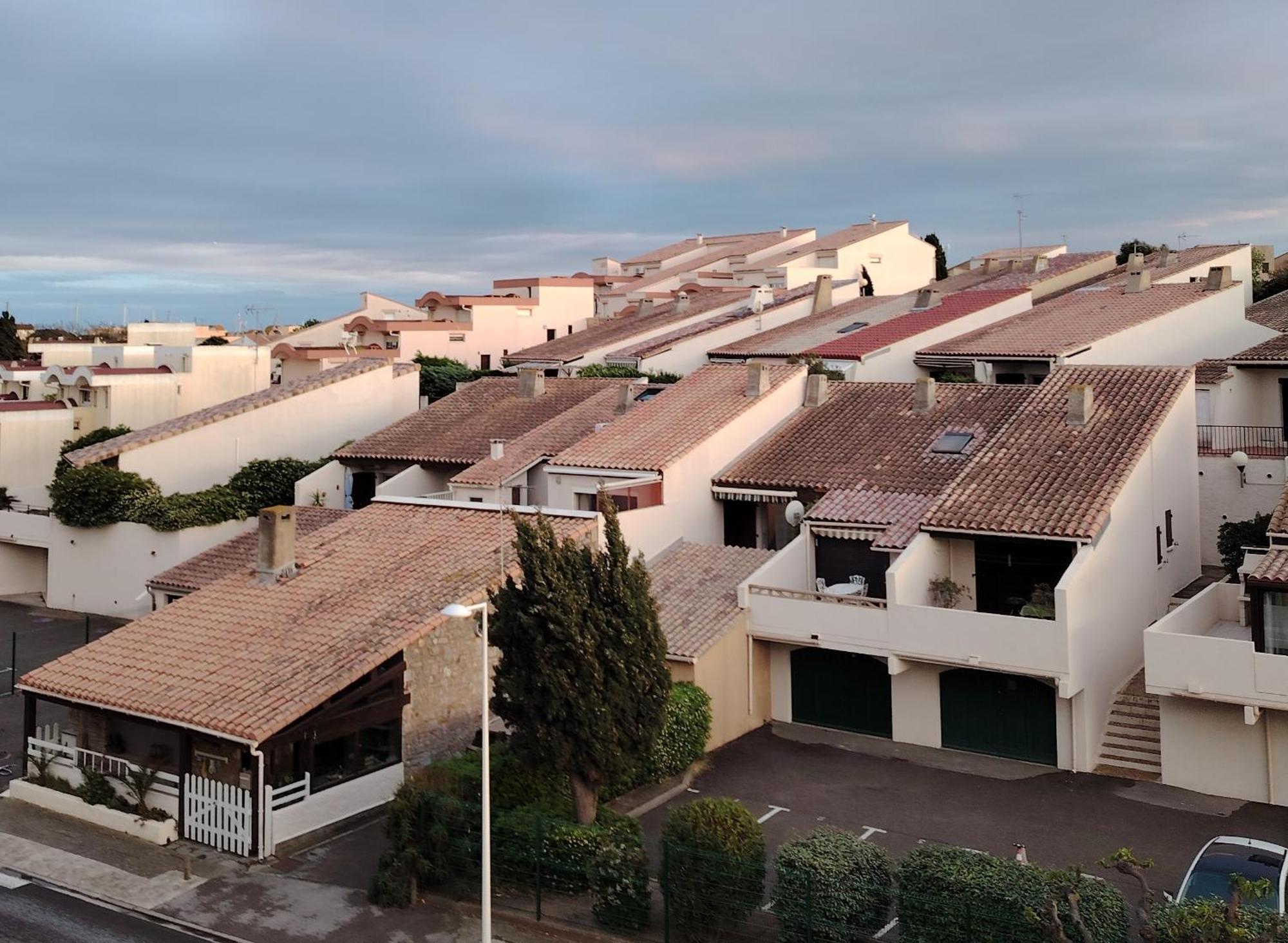 Port Panoramique Apartment Груисан Екстериор снимка
